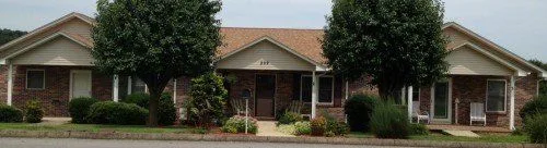 House with 2 trees - roofing in Bristol, TN